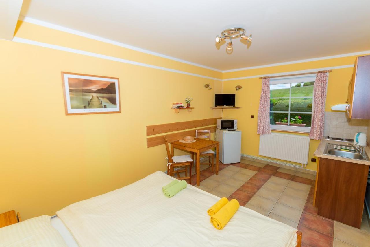 Apartments U Jezera Cerna Černá v Pošumaví Extérieur photo
